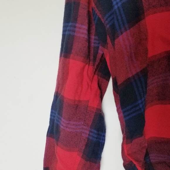 Red flannel - Picture 3 of 3